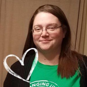 Meet your Posher, Leeann